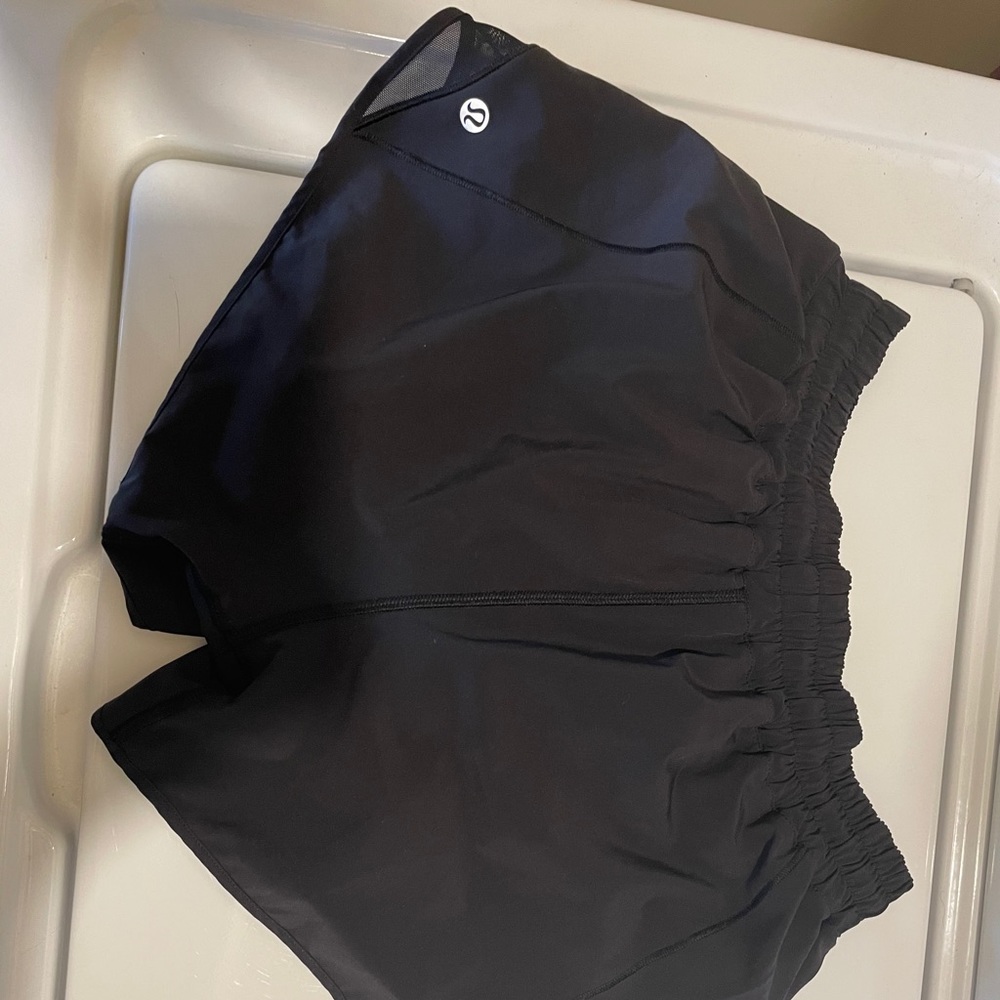 lululemon hotty hot shorts